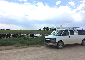 NOAA ESRL CSD mobile lab van at feedlot